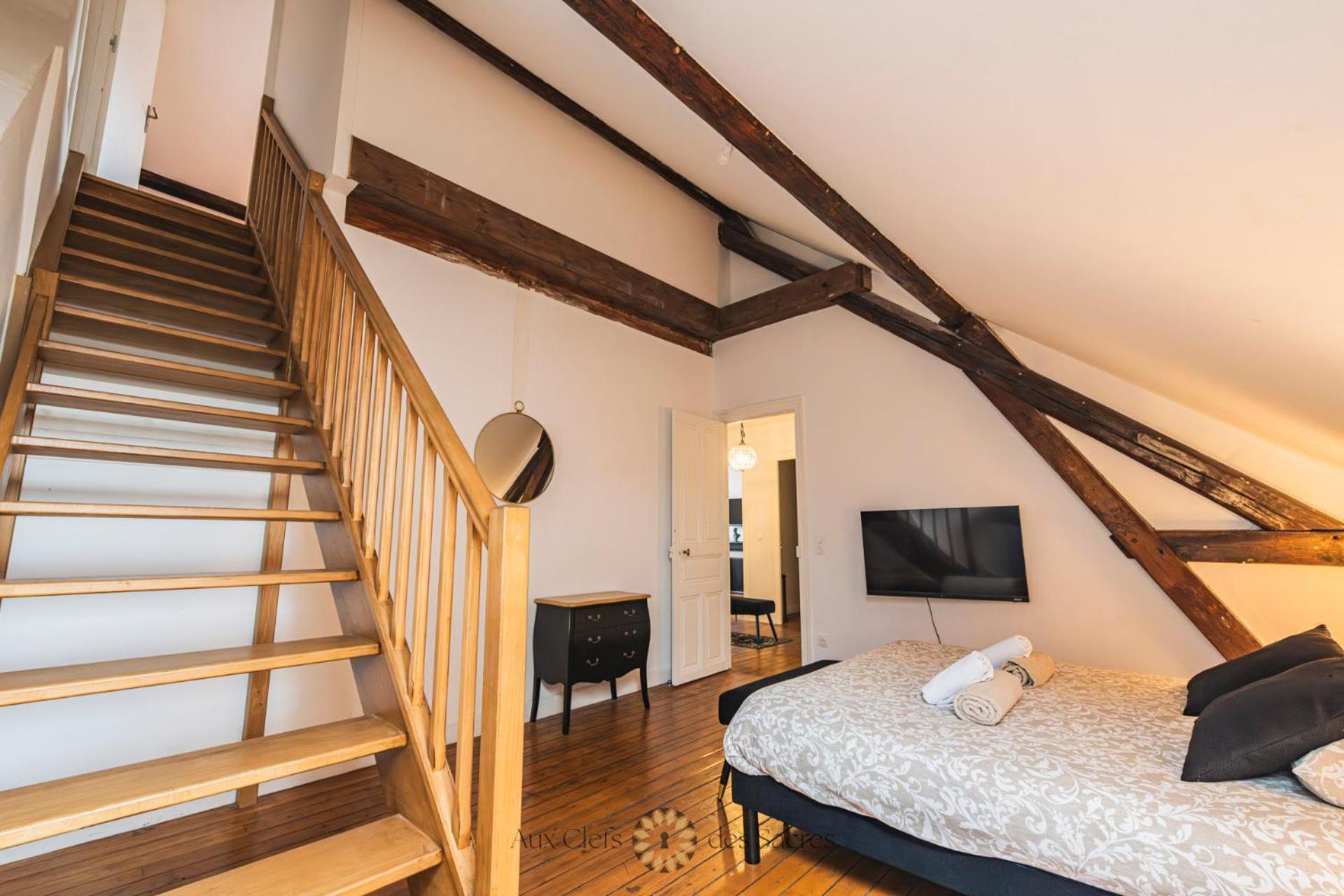 L'Hotel Des Ventes Reims Chativesle Exterior foto